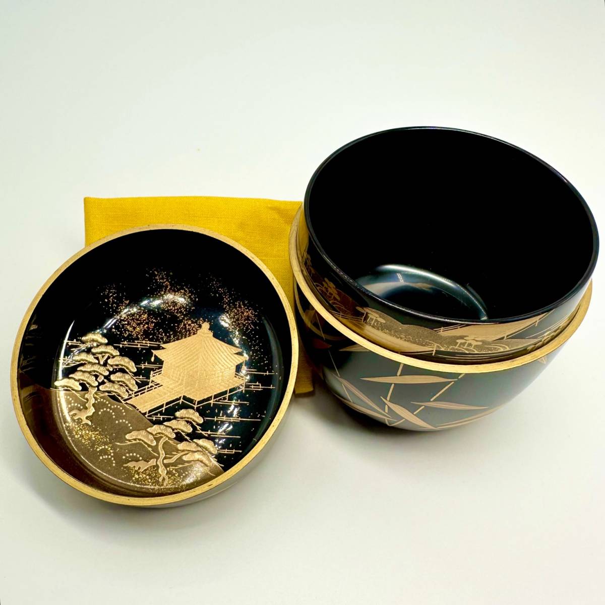 送料込【逢絢亭・新品】茶道具 香合 輪島塗 黒柿 浮御堂蒔絵 木製 北浜宗貴 送料込【逢絢亭・新品】茶道具 香合 輪島塗 黒柿 浮御堂蒔絵