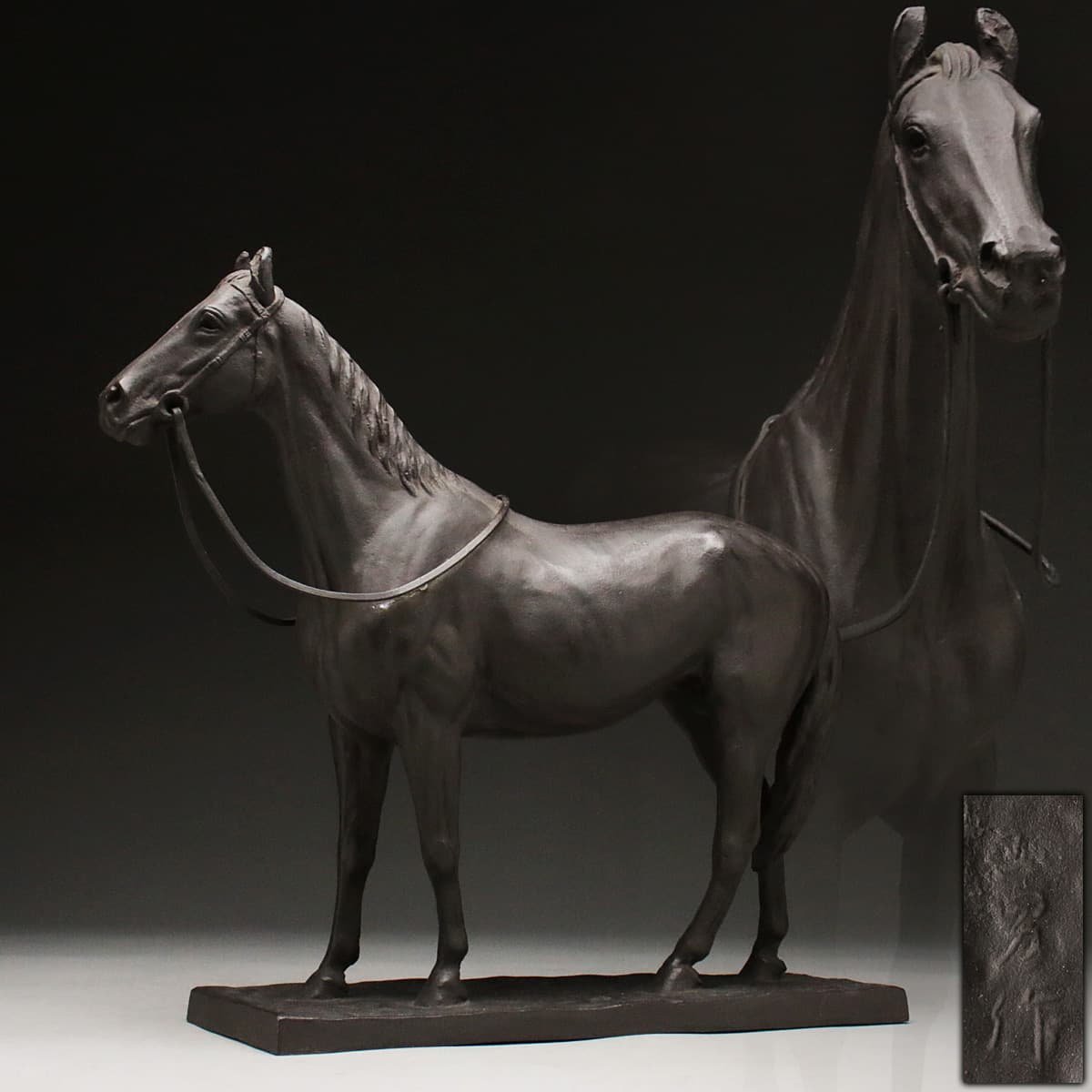 馬の置物　伊藤国男　美品　ブロンズ ◇ 馬像の名工 伊藤国男作 ブロンズ像 毛氈鞍覆馬銅像 置物