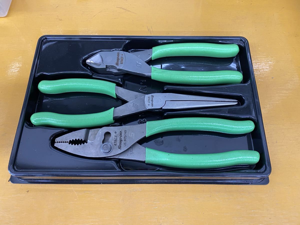 【目立った傷や汚れなし】Snapon スナップオン プライヤー ニッパー ロングノーズプライヤー 3本セット グリーン 希少 美品の落札情報