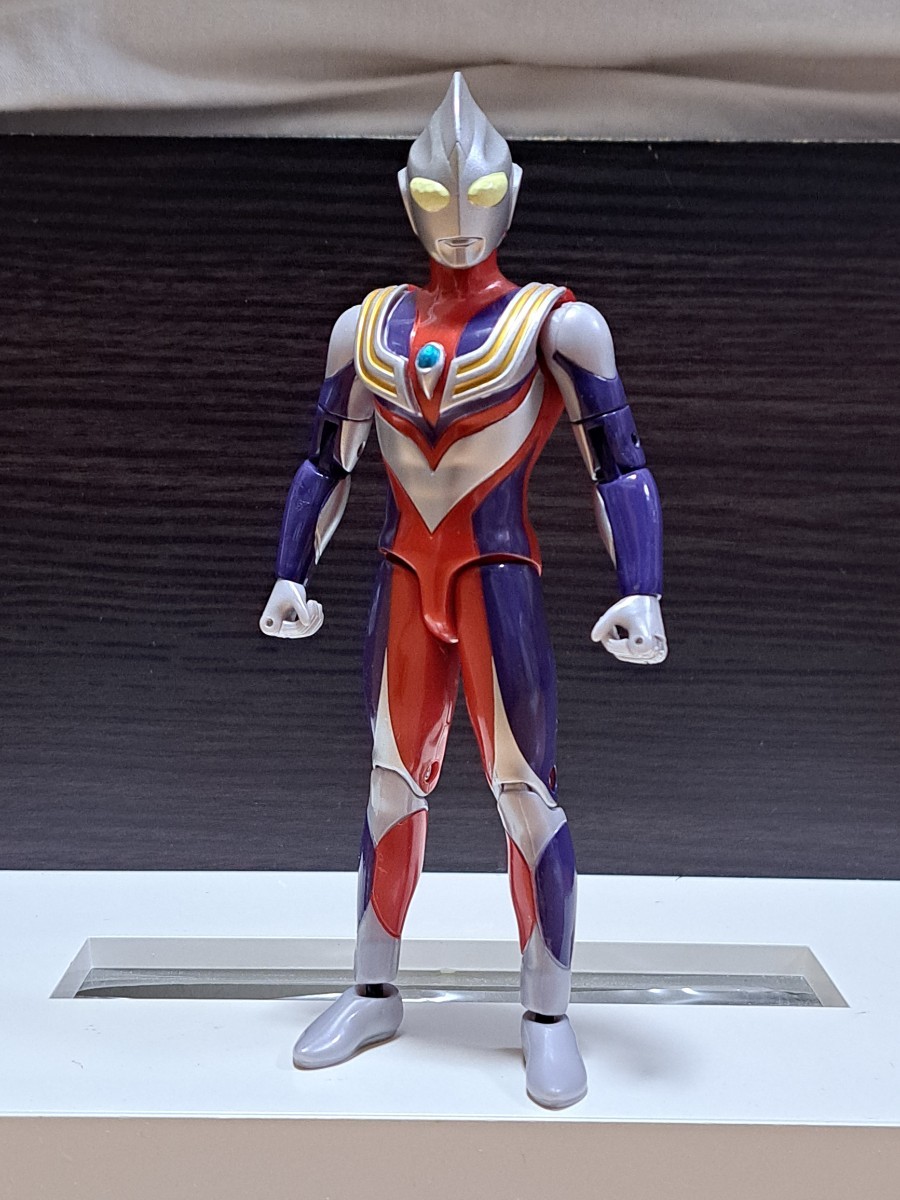 未開封 PBM ヤナセ・レナ 隊員 1/6 フィギュア ウルトラマンティガ