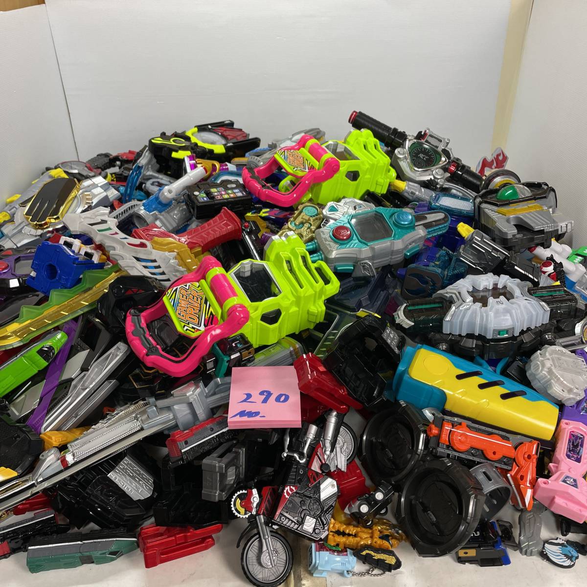 戦隊　仮面ライダー　おもちゃ　まとめ売り スーパー戦隊・仮面ライダー 変身グッズ・ロボ まとめ売りBelanja di