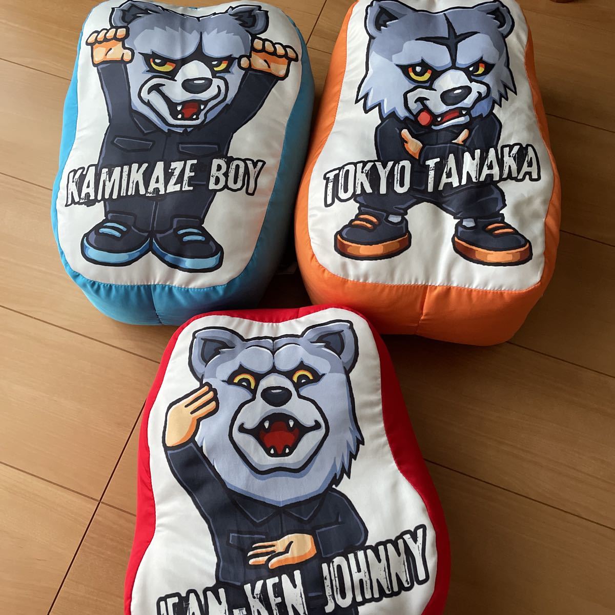 Too Much Logo ロングTシャツ トーキョータナカ