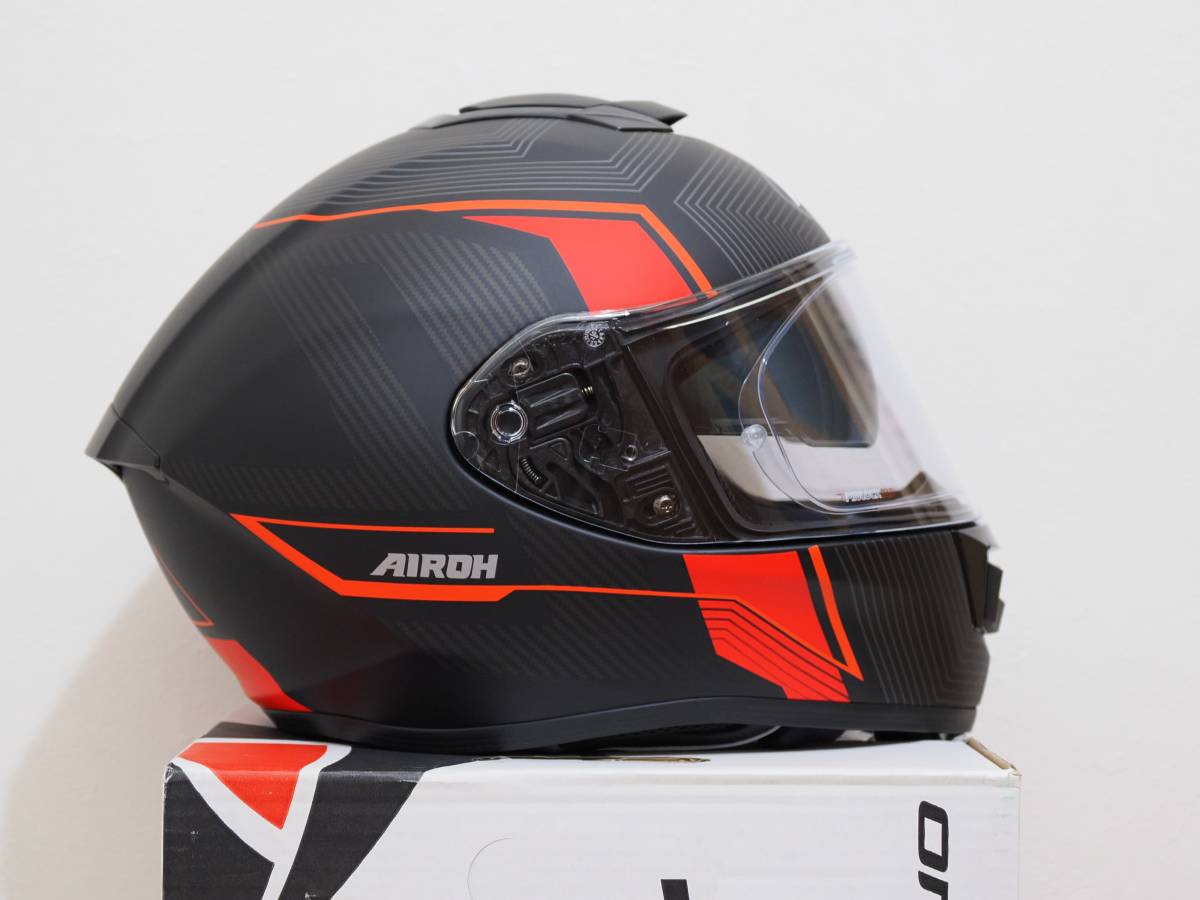 目立った傷や汚れなし】Airoh ST.501 ALPHA XL (日本サイズL相当 