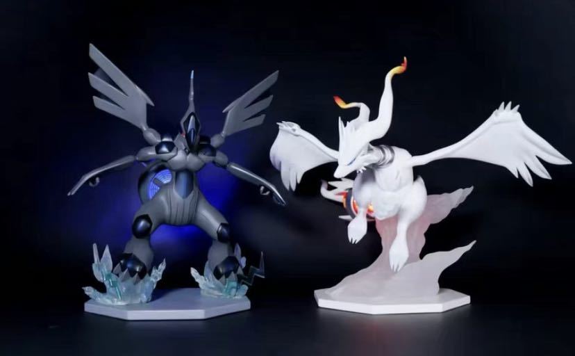 未使用】Pokemon ポケモン フィギュア 白竜レシラム&黒竜