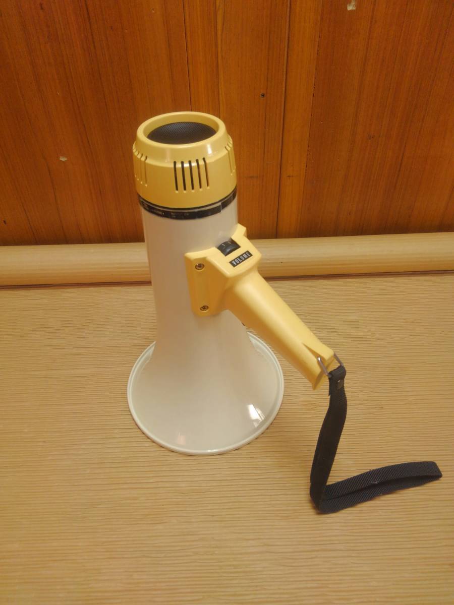札幌　TOA トランジスタメガホン 6W 拡声器 model ER-332 TRANSISTOR MEGAPHONE メガホン 中古 レア よろづ屋】レア：TOA トランジスターメガホン ER-332S 拡声器 ハンド型