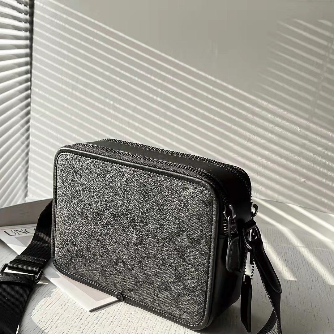 COACH バッグ ボディバッグ 紅く メンズ ショルダーバッグ CM378