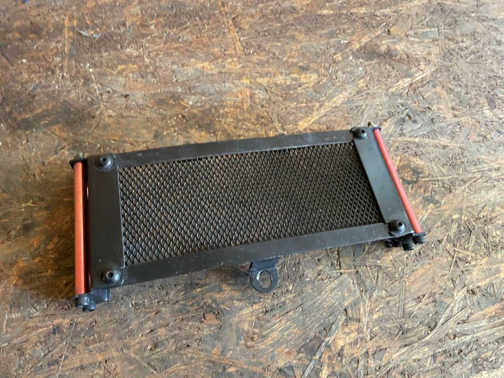目立った傷や汚れなし】ゼファー400 ゼファーχ 社外 オイルクーラー