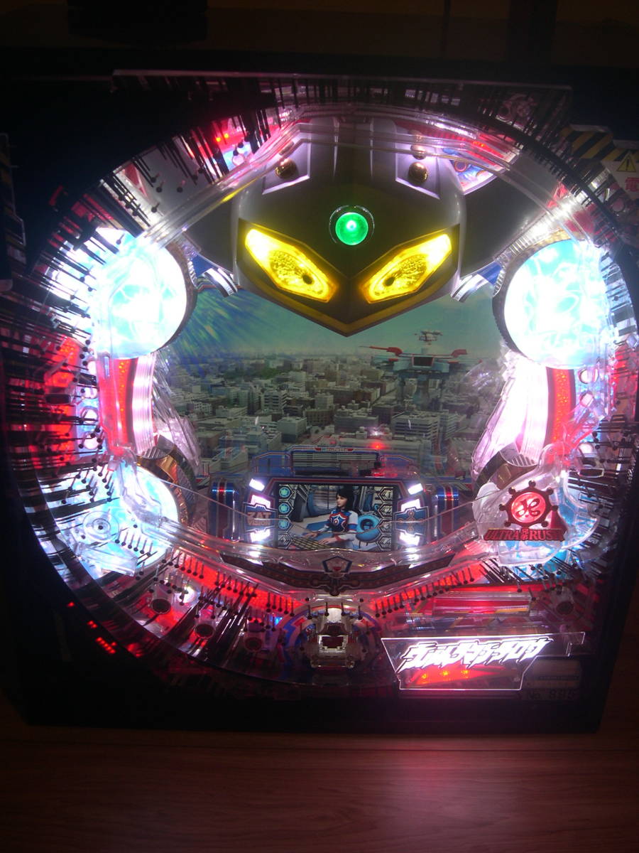 パチスロ実機　ウルトラマンタロウ　コイン不要機付　送料無料 Sウルトラマンタロウ〔パチスロ実機コイン不要機付〕