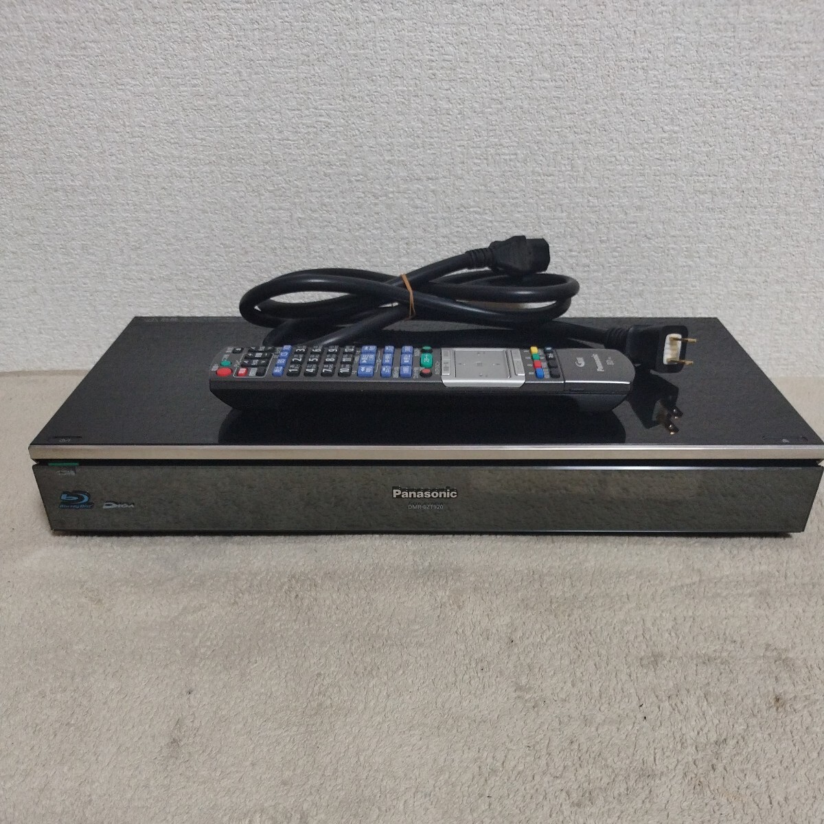 PanasonicBDレコーダー2番組同時録画動作保証DMR-BW750