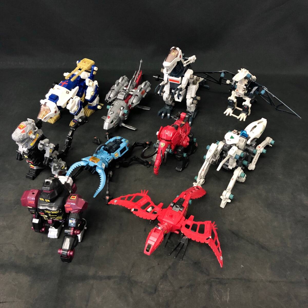 旧ゾイド ダークホーン 未組立 当時物 Tomy （ゾイド ダーク