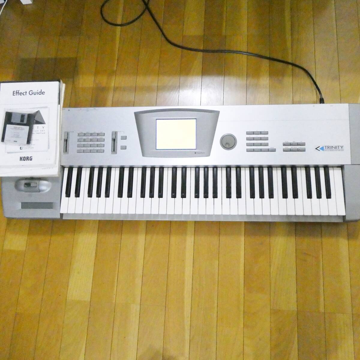 KORG TRINITY Pro シンセサイザーハードケース付属