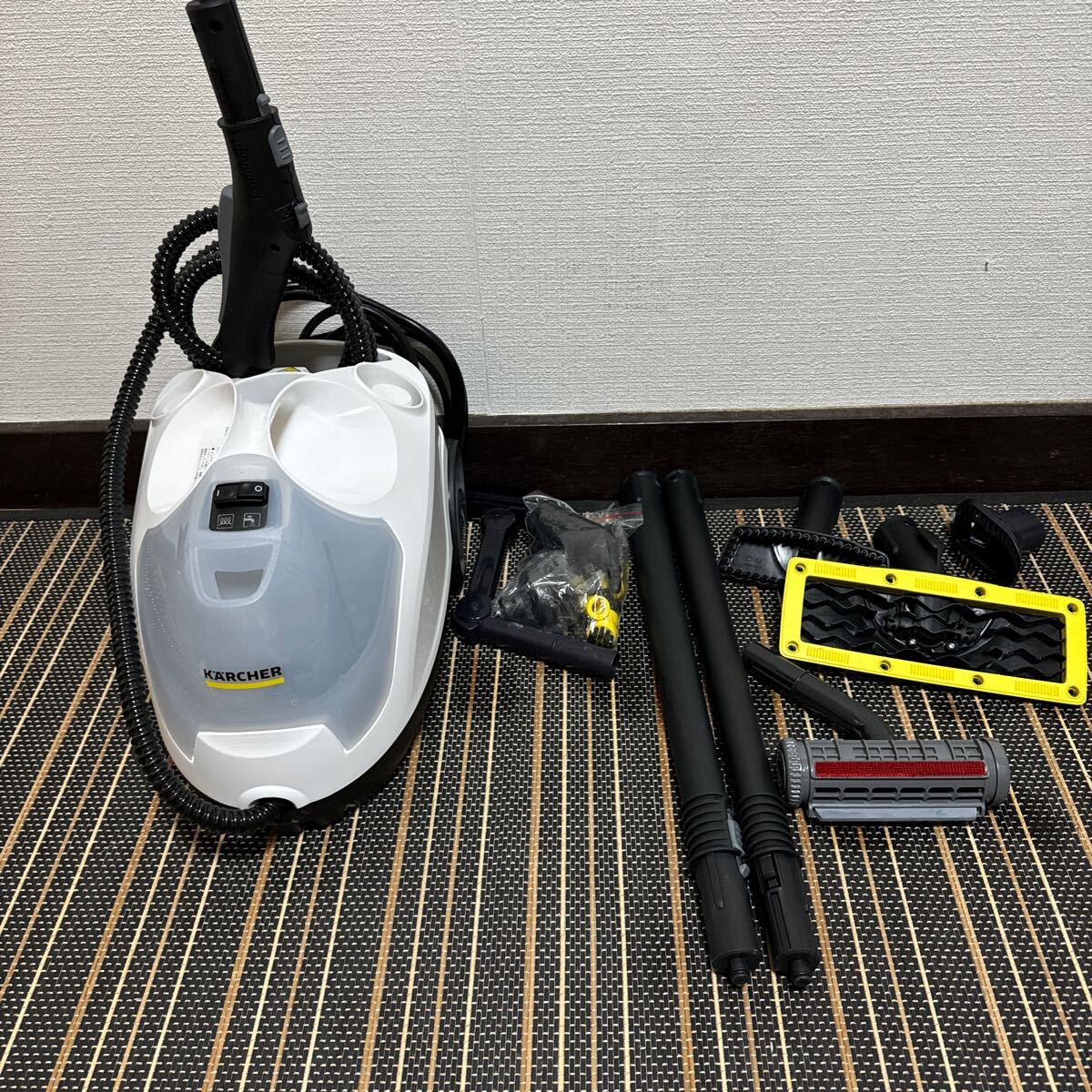ケルヒャー スチームクリーナー SC4プレミアム 1.512-447.0 ★ KARCHER SC4 プレミアム スチームクリーナー本体、アクセサリー付き SC