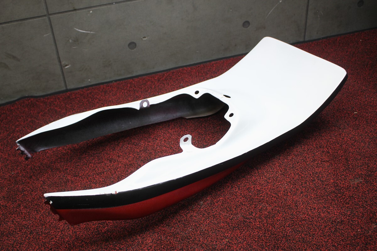 バリオス 1型 テールカウル バリウス BALIUS ZR250A 羽 ハネ 楽天市場】バリオス1型用 ハネタイプテールカウル！新品【国内