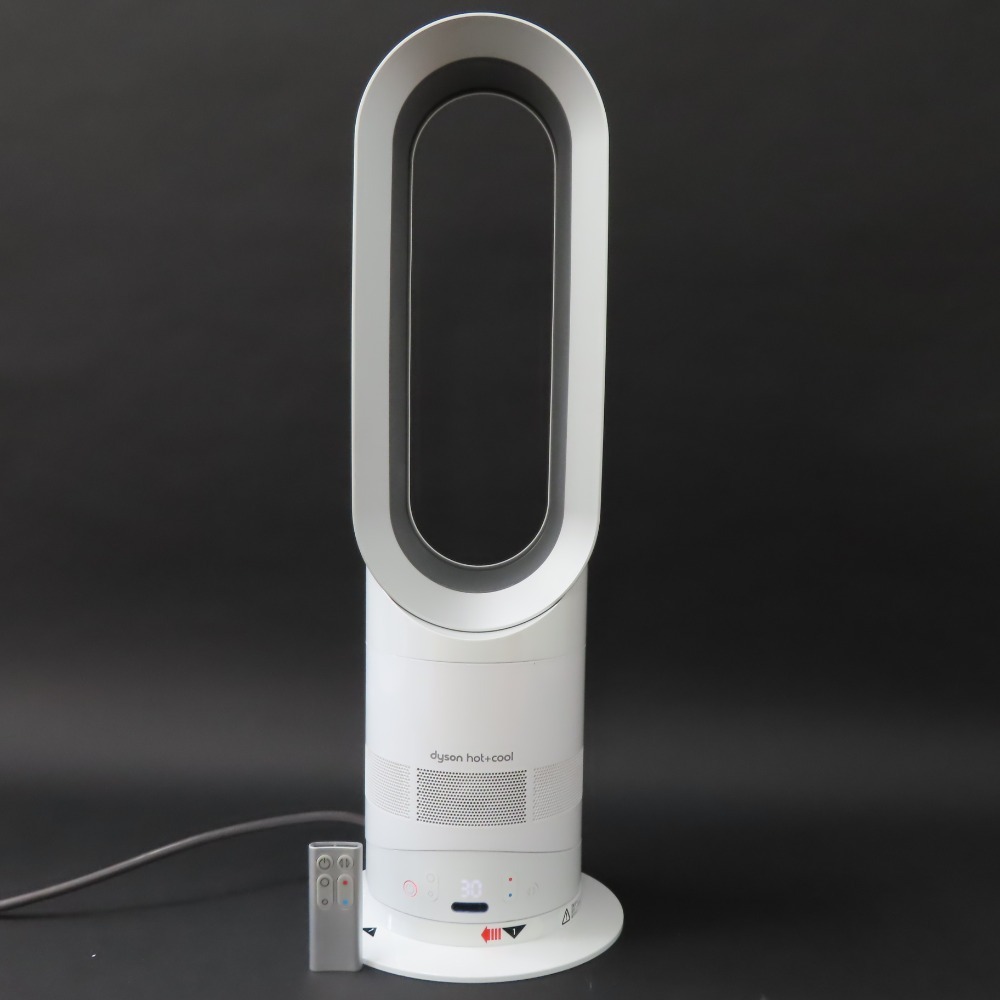 Dyson AM05 セラミックファンヒーター 2017年製 リモコン付き 傷 Dyson AM05 セラミックファンヒーター 2017年製 リモコン付き 傷
