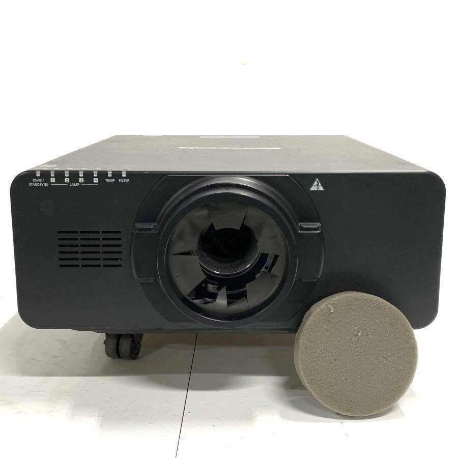 Panasonic プロジェクター　TH-AE3000 【中古】 Panasonic プロジェクターTH-AE3000 【中古】