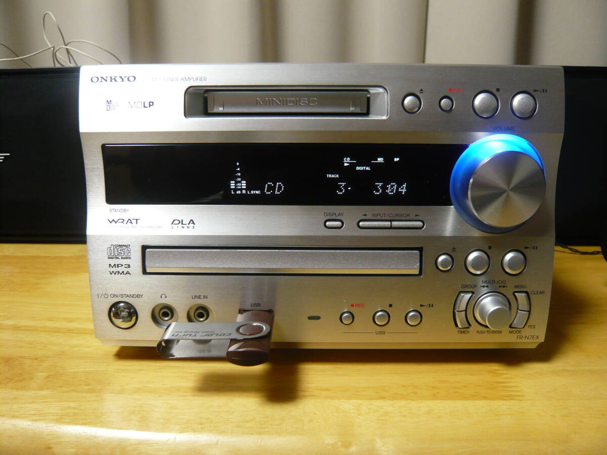 ONKYO CDプレイヤー、レシーバー CR-555