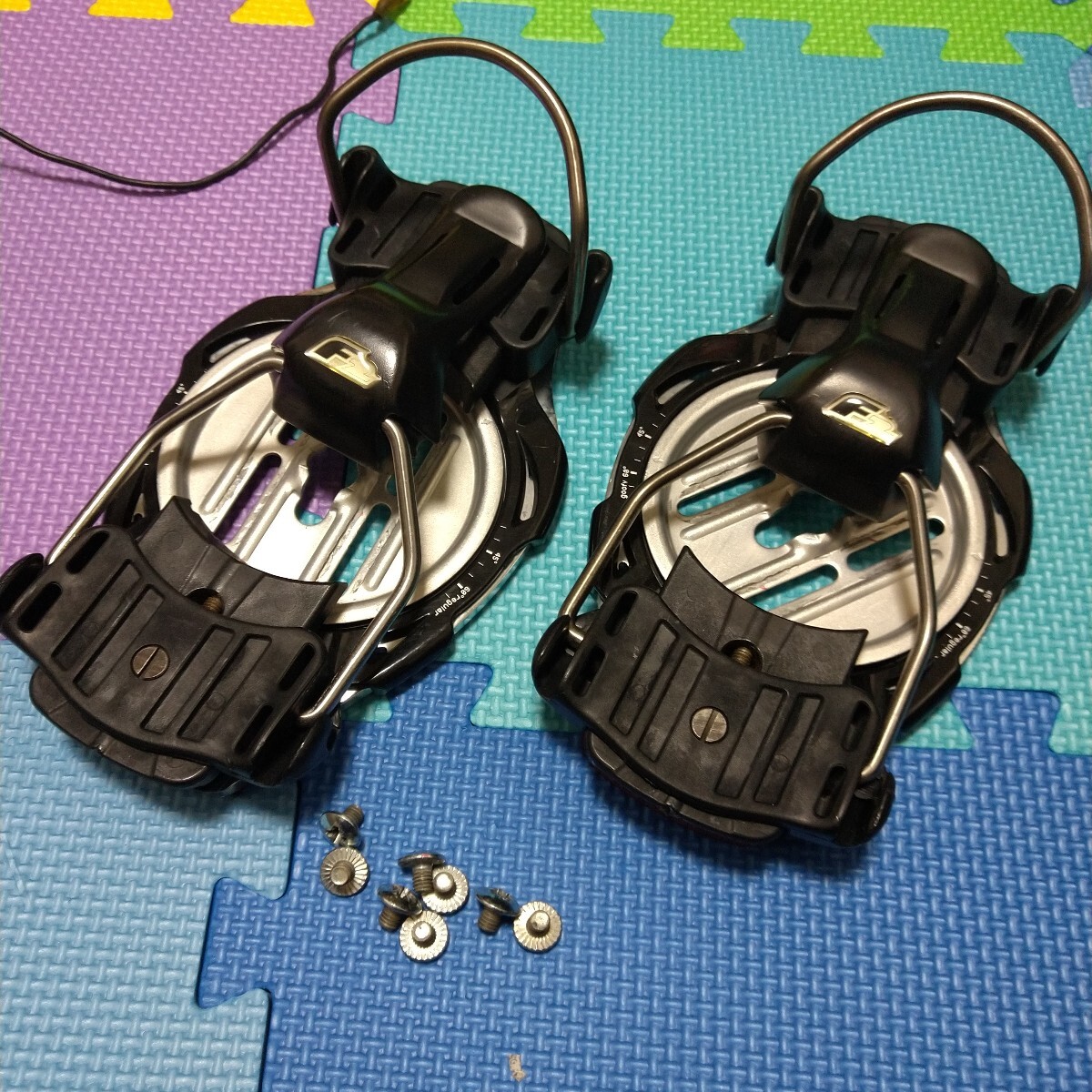 FZ2 レースチタニウムアルペンボードビンディング F2（エフツー