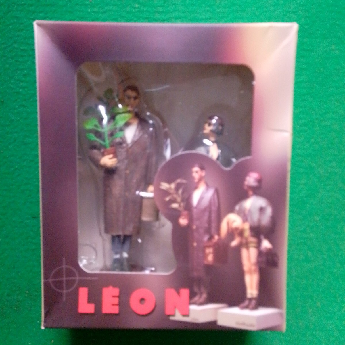 レオン ( LEON ) ナタリー・ポートマン 直筆サイン入り写真 マチルダの