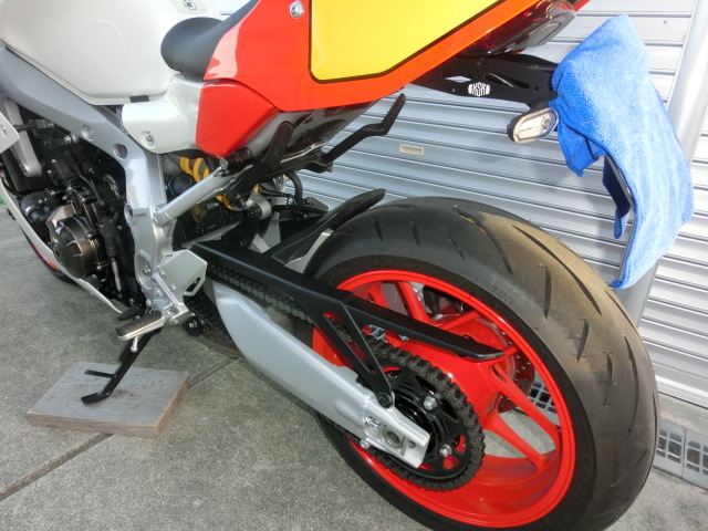 GSX400F GSX400E 純正キャリパー　 パウダー済GS400 GSX400F GSX400E 純正キャリパー パウダー済GS400 【公式通販】