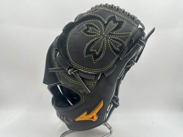 中古】井端弘和選手中日時代実使用グローブの落札情報詳細