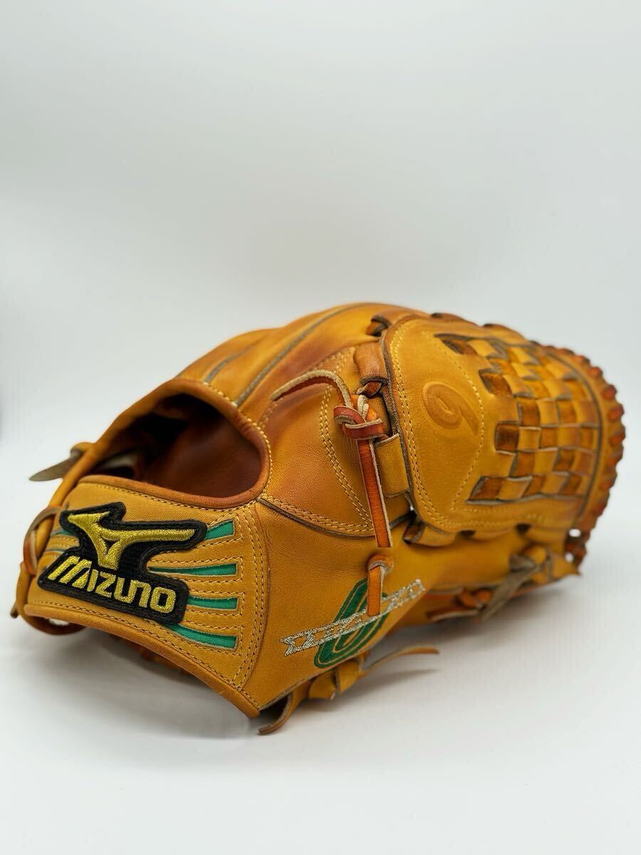 中古】井端弘和選手中日時代実使用グローブの落札情報詳細