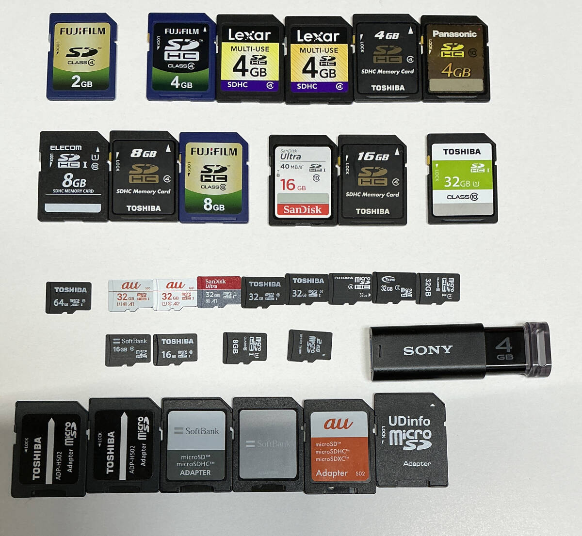 SD/SDHC/MicroSD メモリーカード マイクロSDカード変換アダプター 色々　 USBメモリ(4GB)おまけの1番目の画像