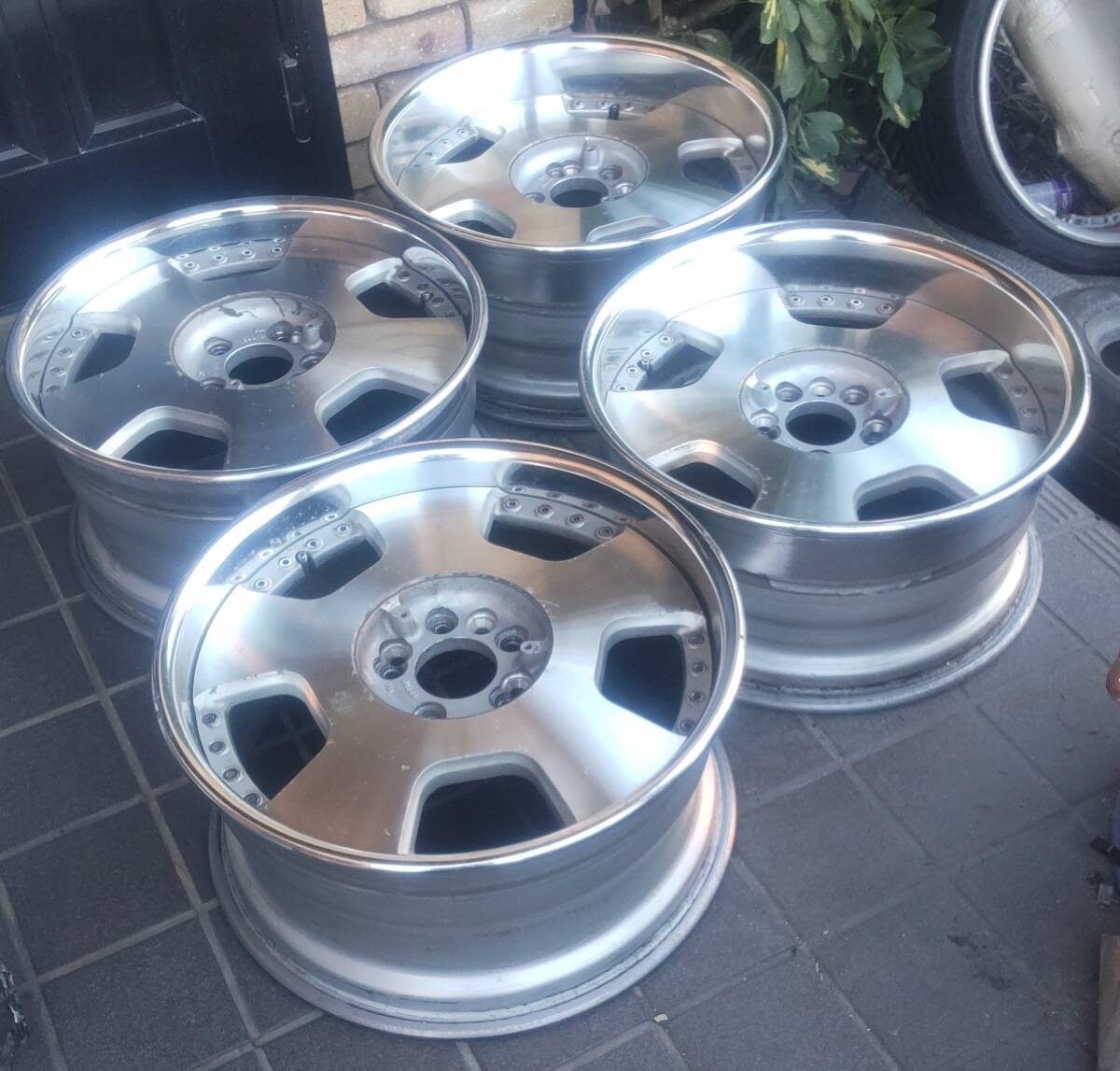 スピードスター SSR ヴィエナ シュニット 2本セット 12J 深リム 18