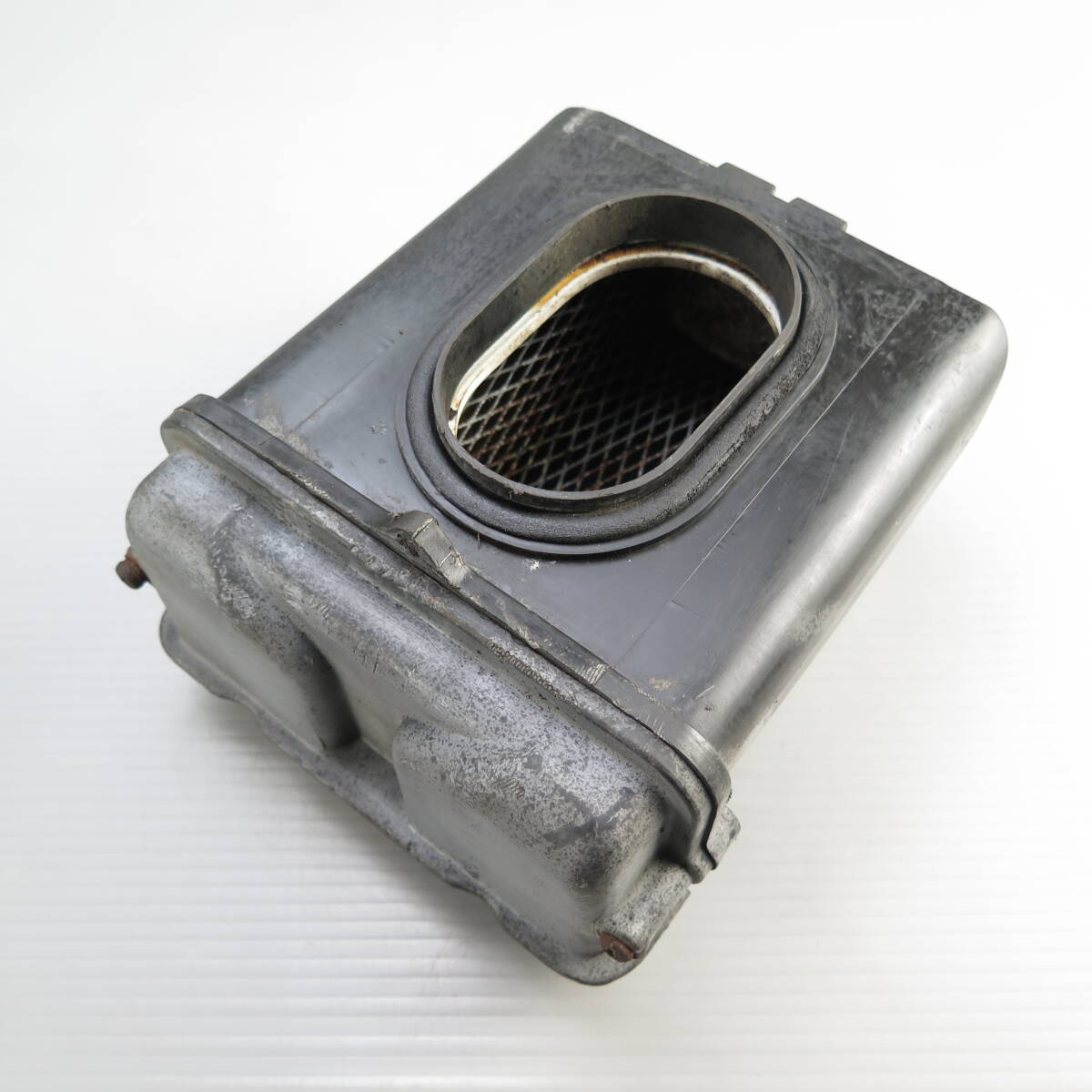 ♪ZRX400/ZR400E 純正 エアクリーナーボックス(K0617A14)前期 カワサキ