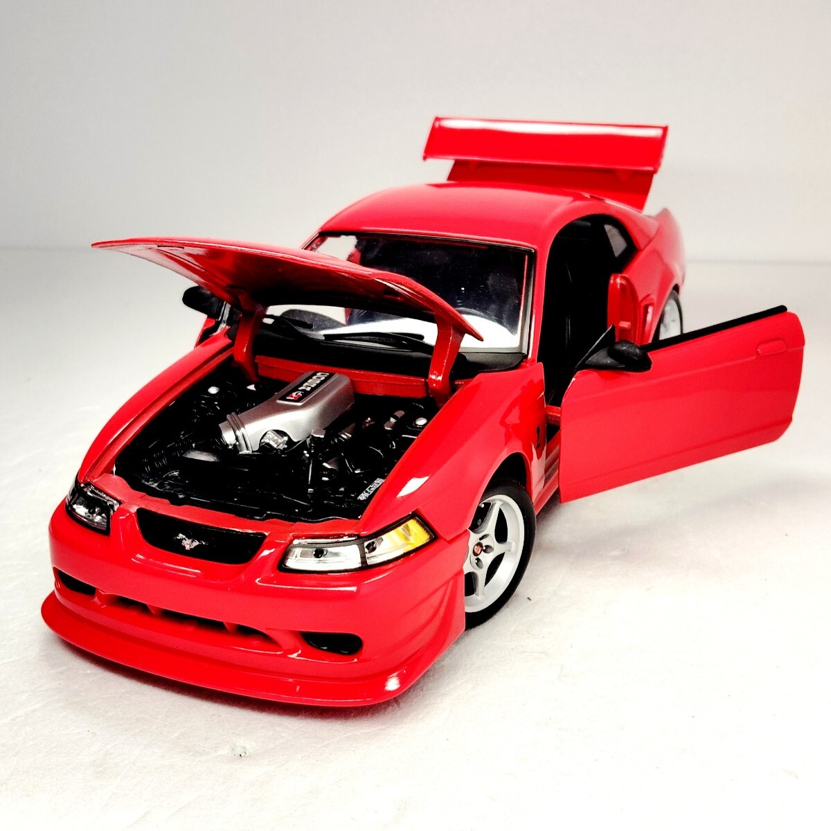 未使用】新品マイスト1/18【Maisto】◇1968 Ford-Mustang GT Cobra Jet 