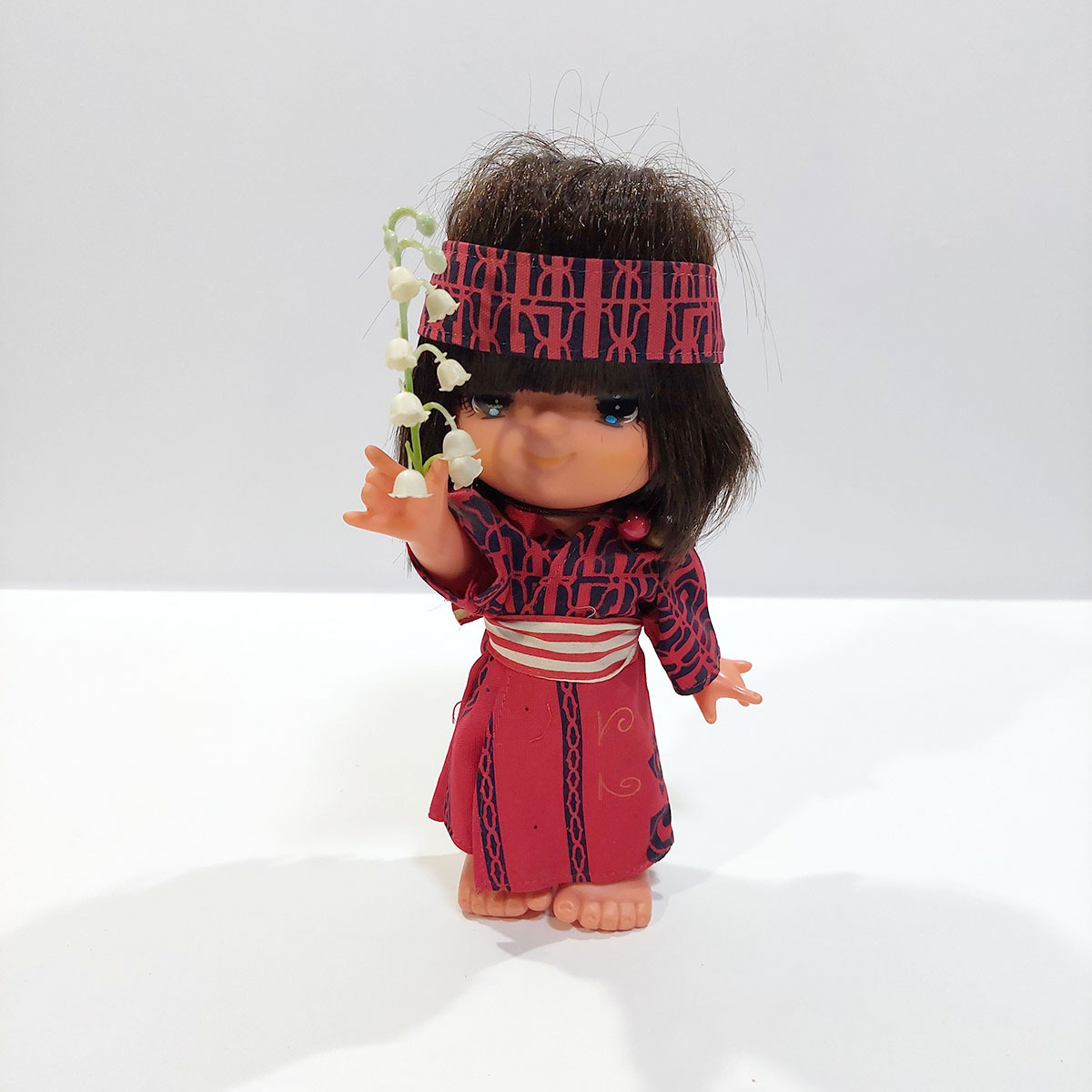 〈アンティーク〉アイヌ民族衣装 ルウンパ　帯・マタンプシ（鉢巻）付き　アイヌ刺繍 中古】アイヌ刺繍☆マタンプシ 鉢巻☆アイヌ文様 アイヌ模様 アイヌ