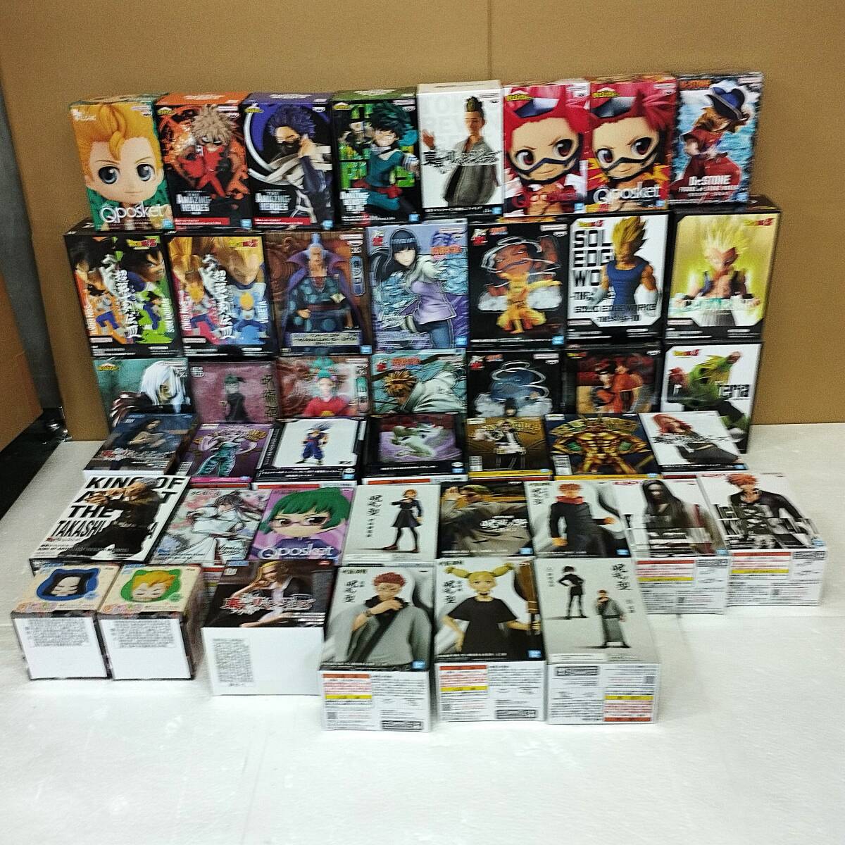 フィギュアまとめ売り　オーバーロード　呪術廻戦　銀魂　ドラゴンボール等 傷や汚れあり】フィギュアまとめ売り ドラゴンボール 呪術廻戦 銀魂 Dr
