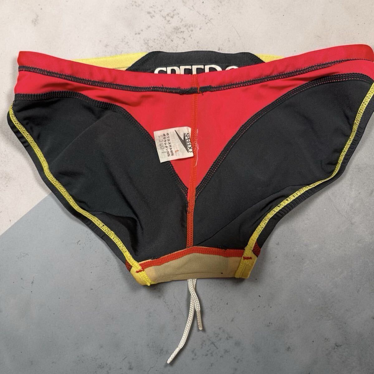 スピード 90年代後半のキネシスカットの競パン 脇4cm レグ浅、半ケツ