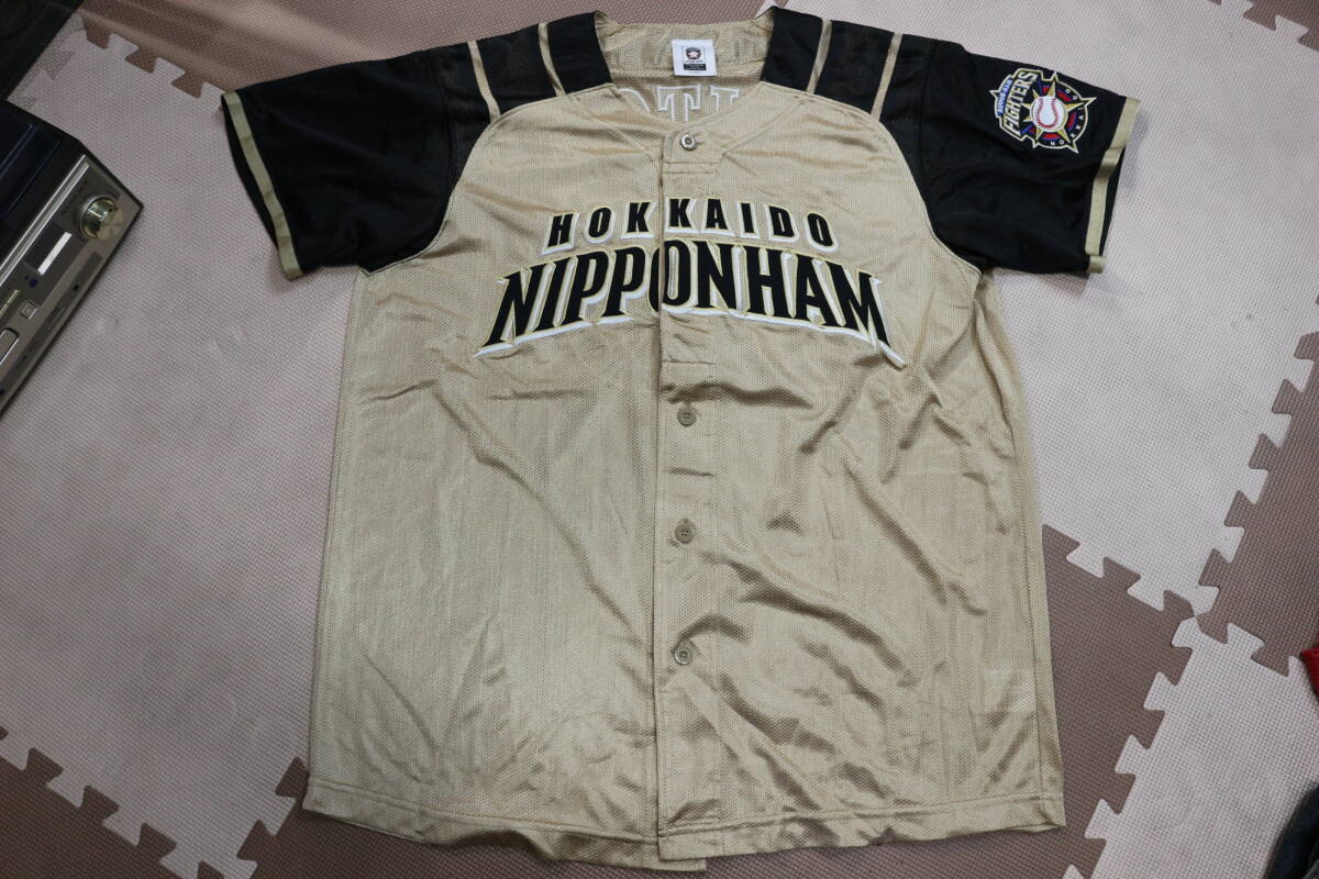 北海道日本ハムファイターズ6中田翔選手実使用ビジターユニフォーム