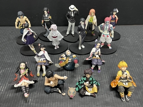 やや傷や汚れあり】中古品 鬼滅の刃 フィギュア 絆ノ装 我妻善逸 竈門