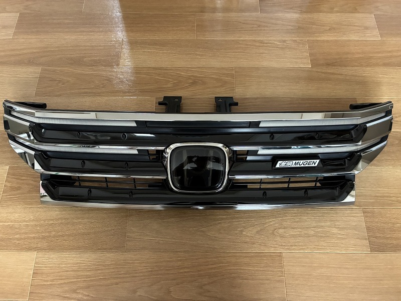 中古】RP3/4 前期 ステップワゴン 純正オプション フロントグリル