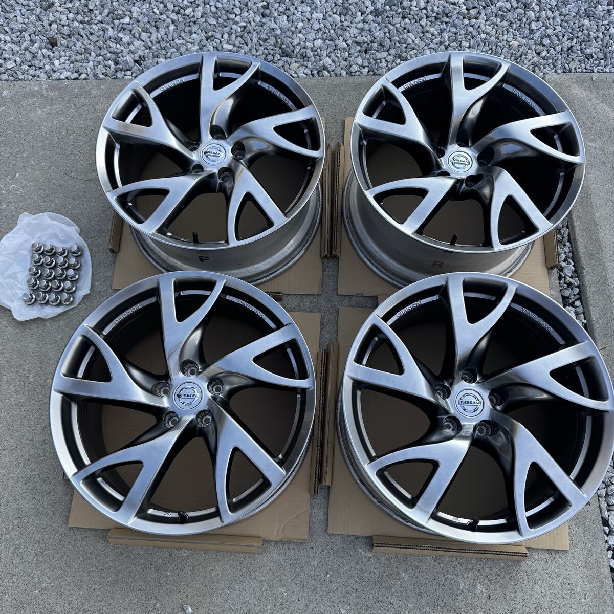 美品 がり傷なし フェアレディZ Z34 純正 19インチ アルミホイール 4