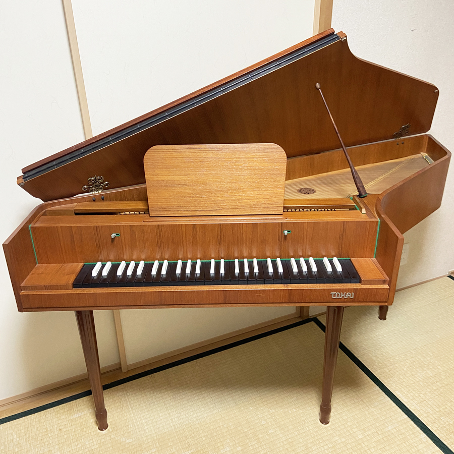 中古】東海楽器のスピネットチェンバロ (バロック時代のピアノ的楽器