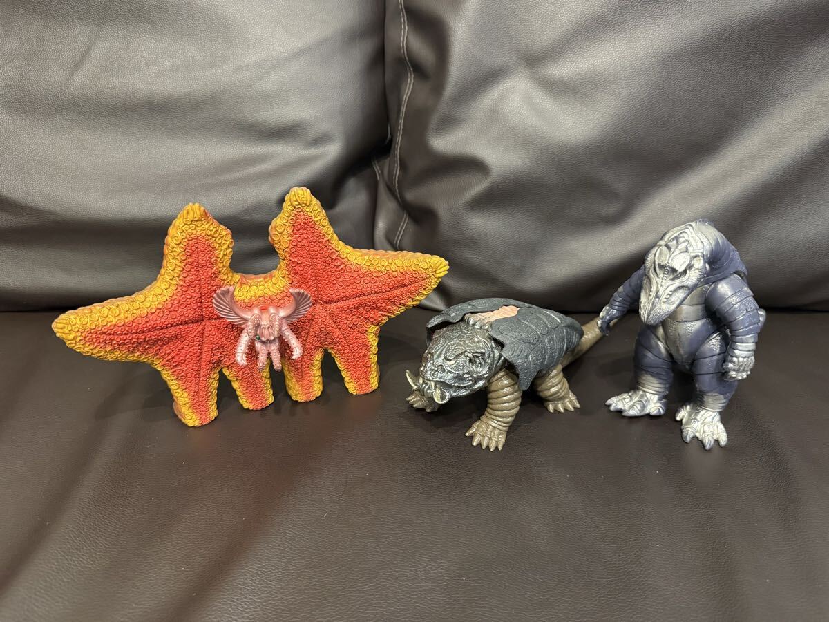 ウルトラ怪獣シリーズ☆ダダ◇ウルトラマンパワード○Aタイプ☆ソフビ 