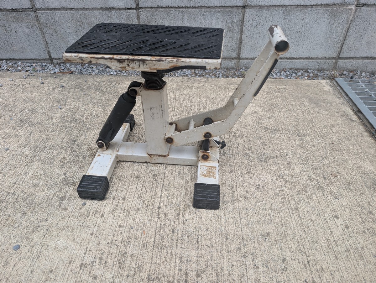 アストロプロダクツ メンテナンススタンド 検)レーシングスタンド 