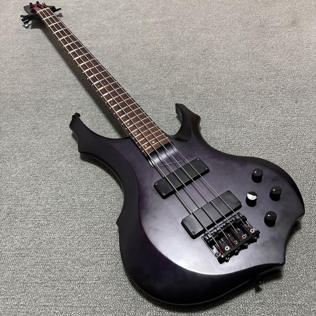 Edwards フォレスト ベース E-T-98FR ESP ラルク L'Arc~en~Ciel tetsu