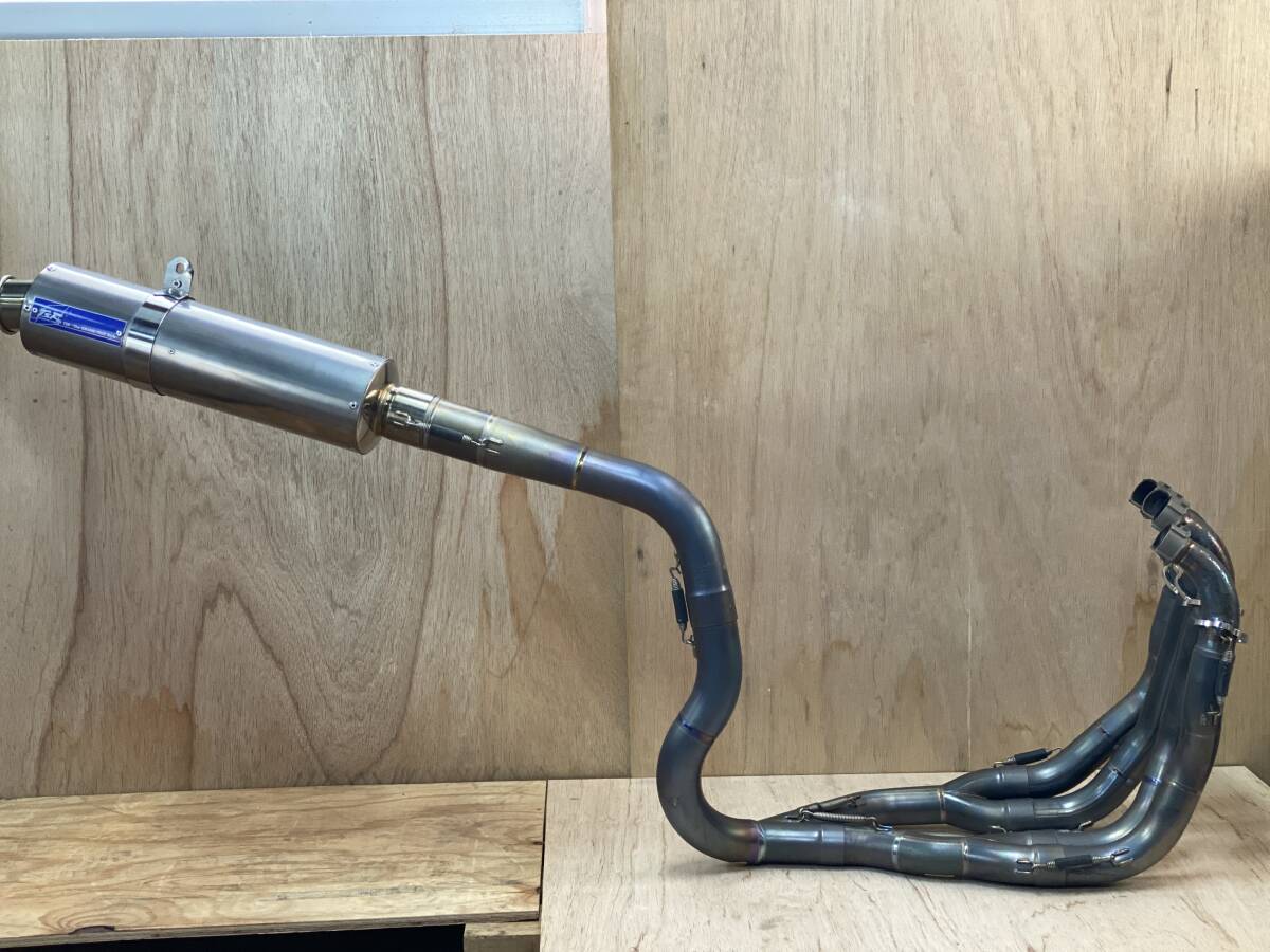 ストライカー レーシングコンセプト フルエキ CBR1000RR SC57 04-06