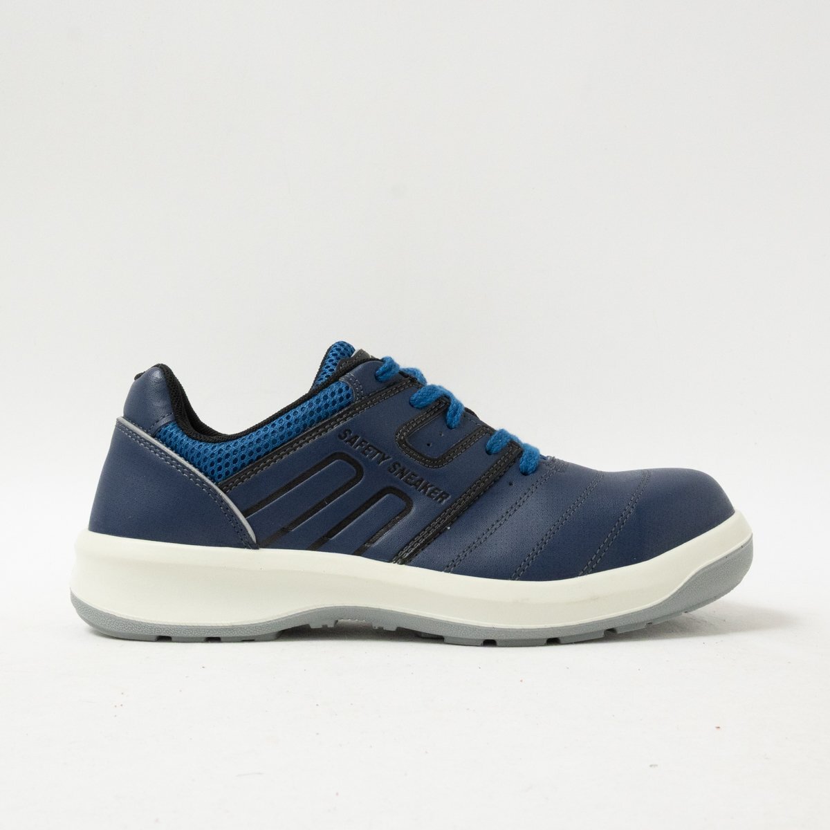 ミドリ安全 安全靴【新品未使用】26cmEEE 目立った傷や汚れなし】□□ ミドリ安全 MIDORI安全 安全靴 26cmEEE