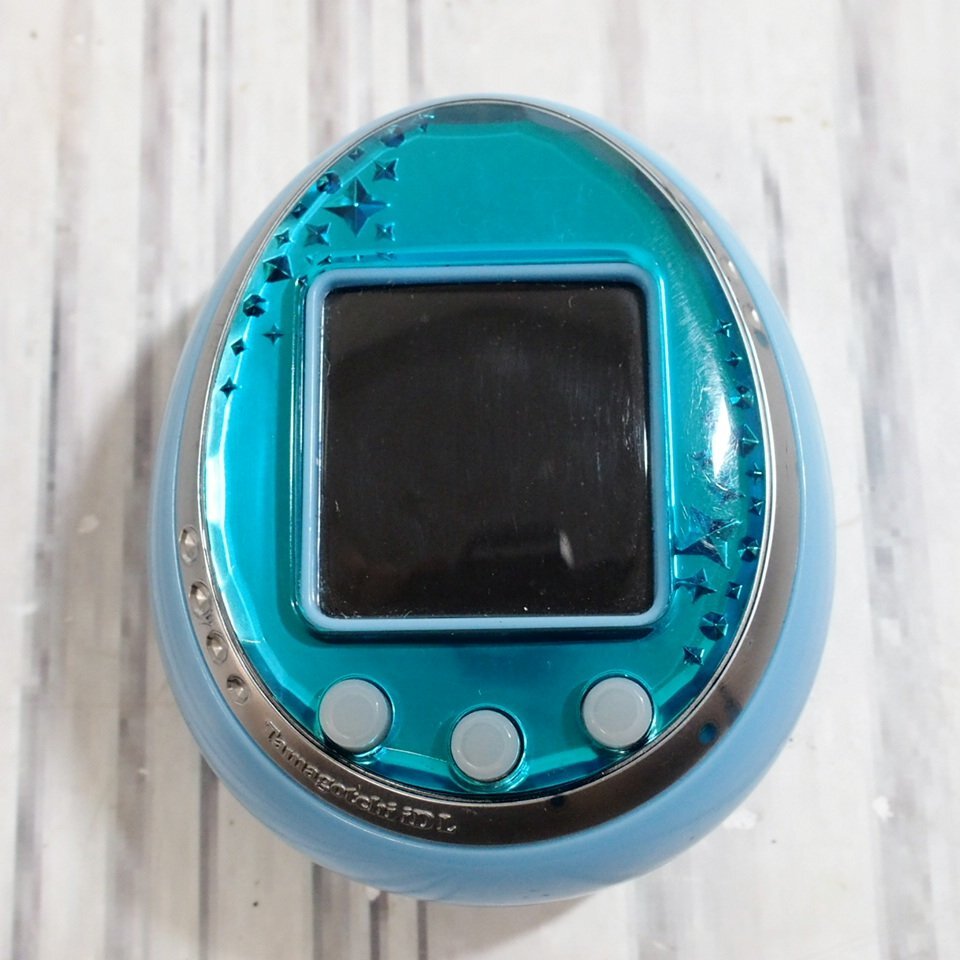 2011年発売☆箱付きTamagotchi iDL『たまごっちiDL』白/ホワイト
