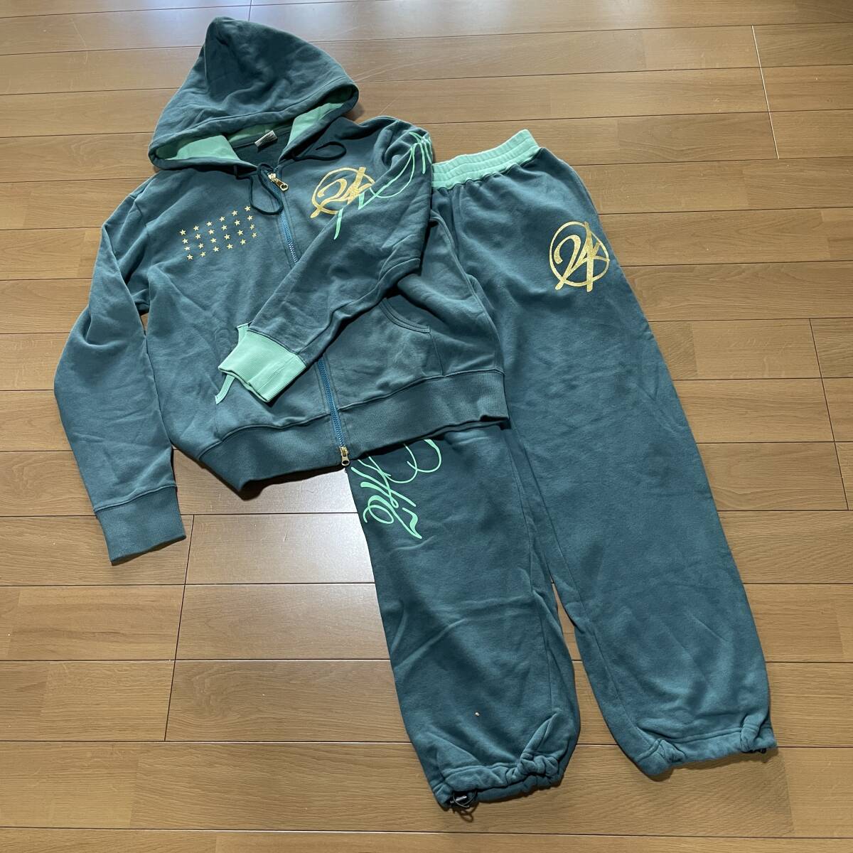完売モデル☆24カラッツ 24karats ファイヤー ベロア ジャージ
