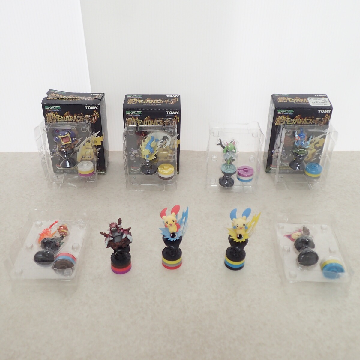 送料無料】海洋堂 TOMY ポケモンバトルフィギュア 18種24個セットの