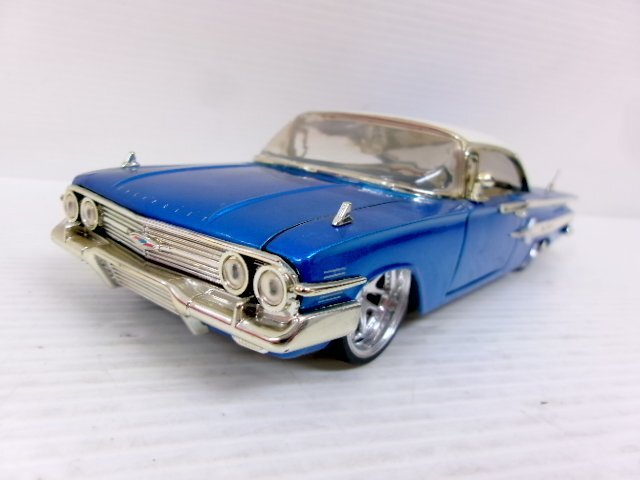 新品】1/24【JadaTOYS】映画デッドプールのフィギュア付1957年型