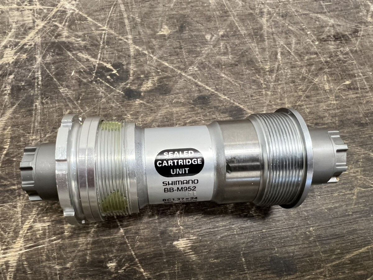 中古 ボトムブラケット BB-LP30 73/110mm SHIMANO 259の落札情報詳細