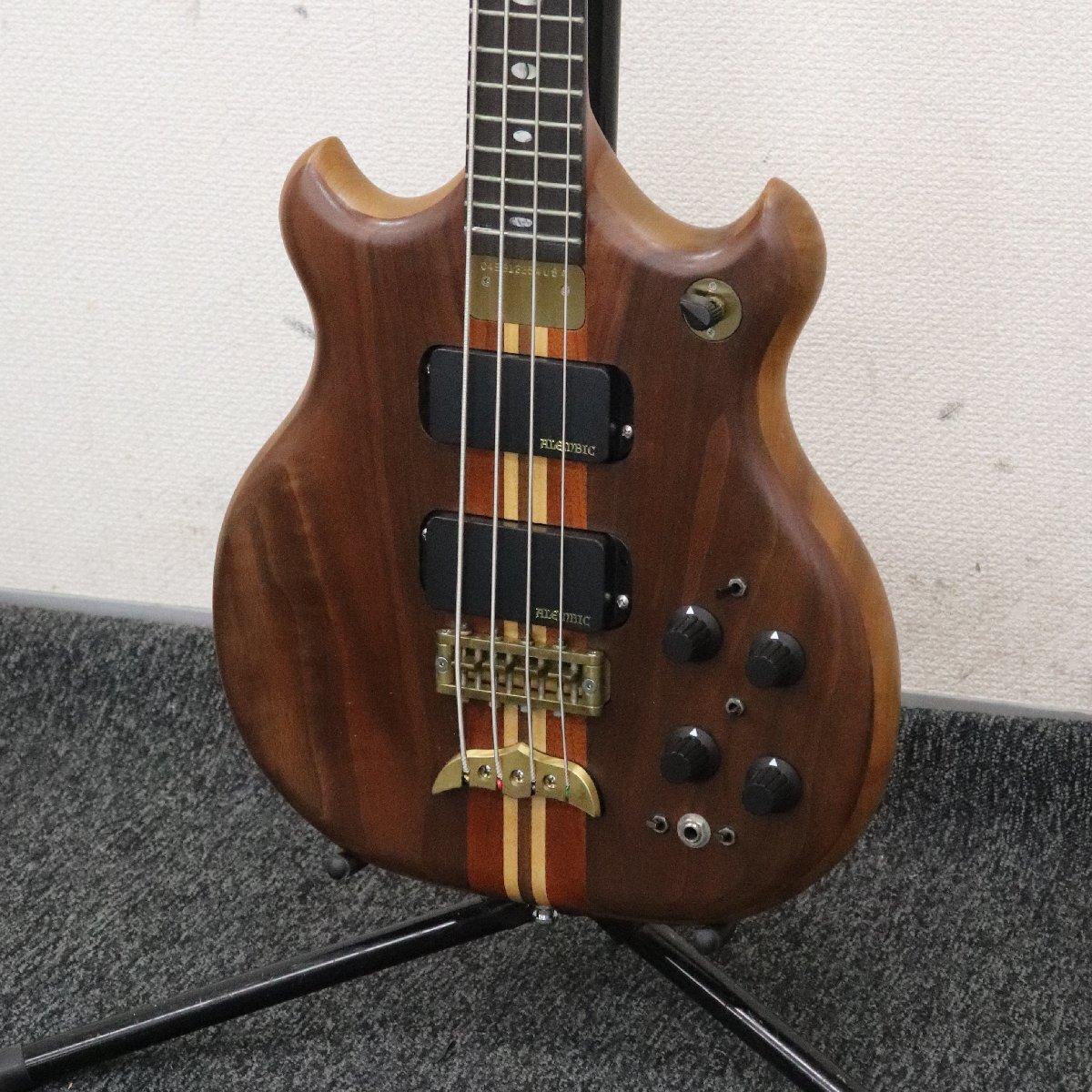 中古】ALEMBIC アレンビック ショートスケール 超極上美品の落札情報