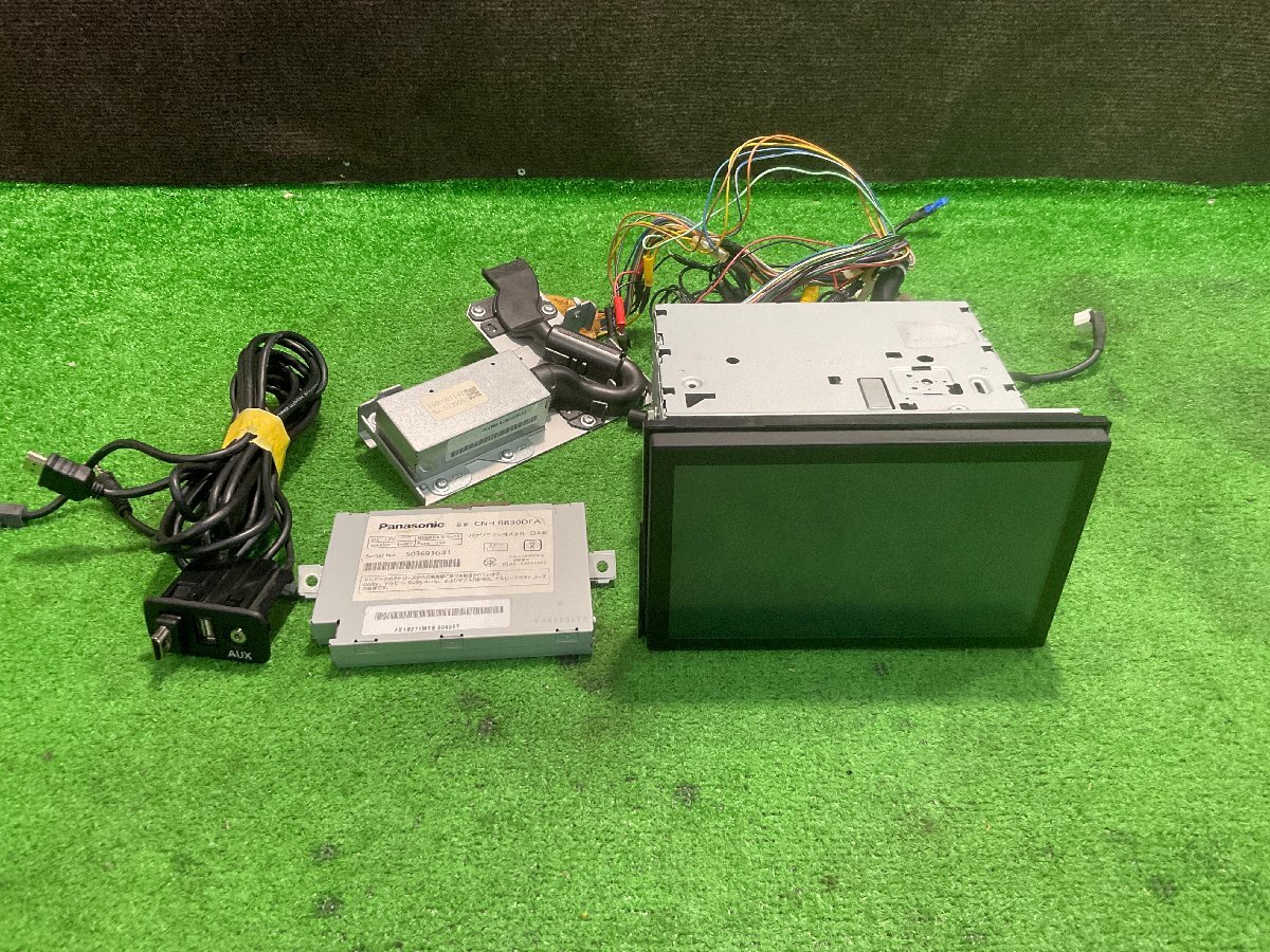 目立った傷や汚れなし】ストラーダ CN-LR700DFA パナソニック スバル