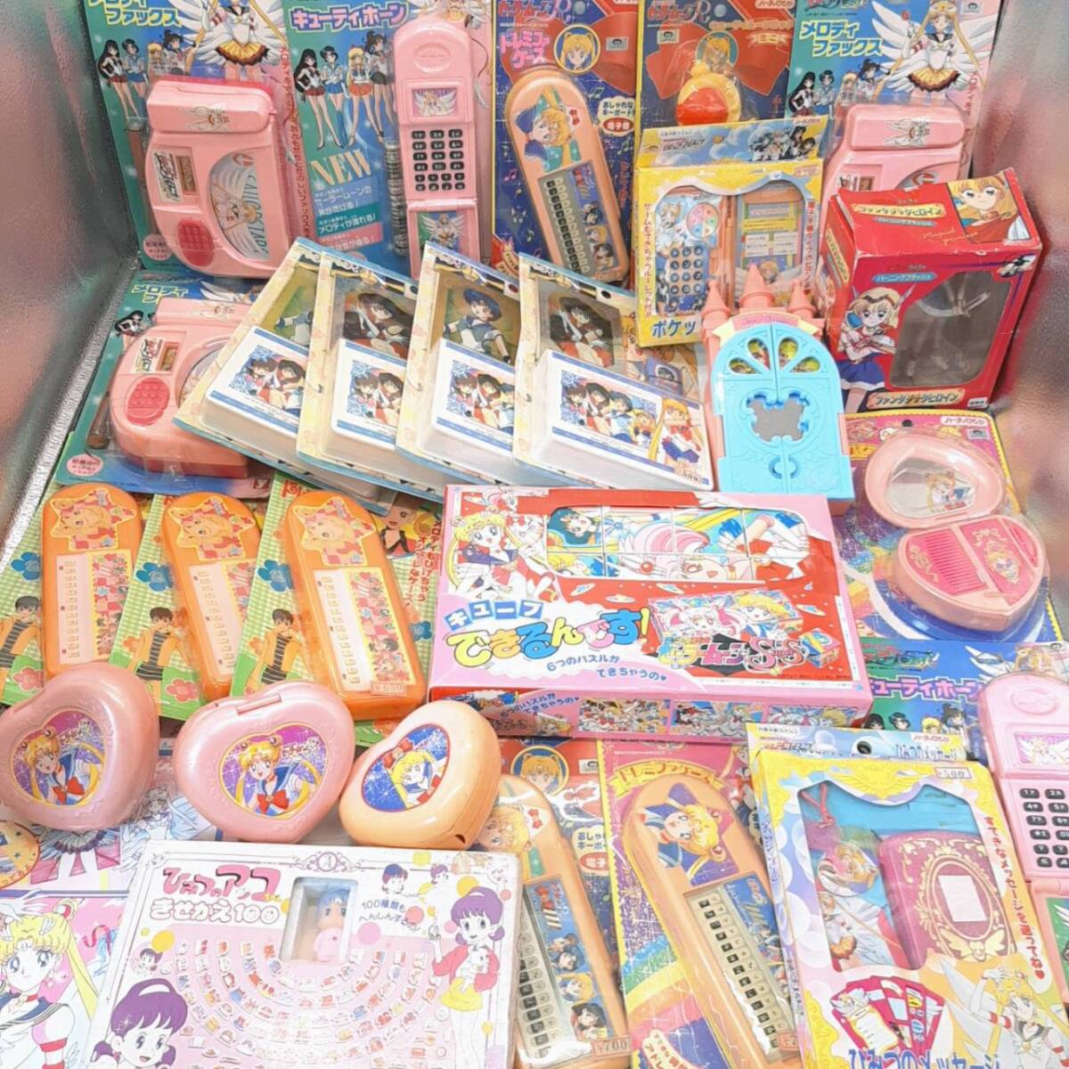 新品】☆ ソーイングでお年頃 ☆ソーイングセット ☆ご近所物語